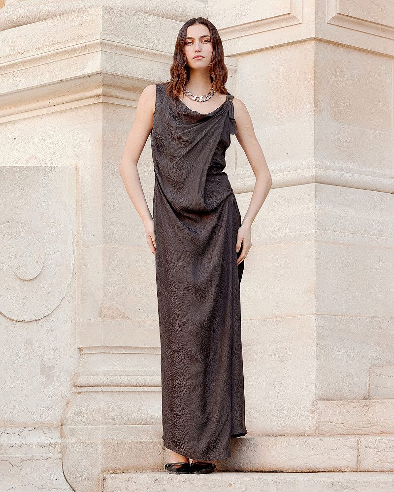 mes demoiselles robe Lachlan Robe noire longue habillée imprimé fondu reptile